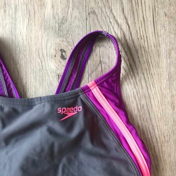 🔥SALE. any 4/$20 Girls Swim Suit by Speedo - Picture 3 of 5